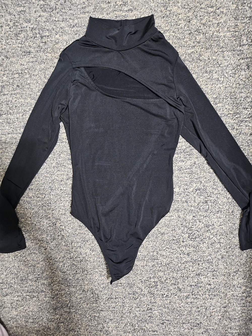Lulu's Black Long-Sleeve Turtleneck Cutout Bodysuit
